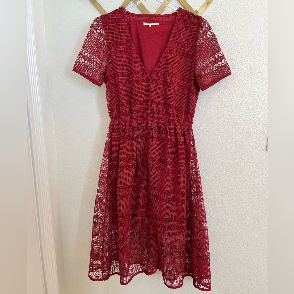 Tularosa Raspberry Crochet Lace Midi Dress Small